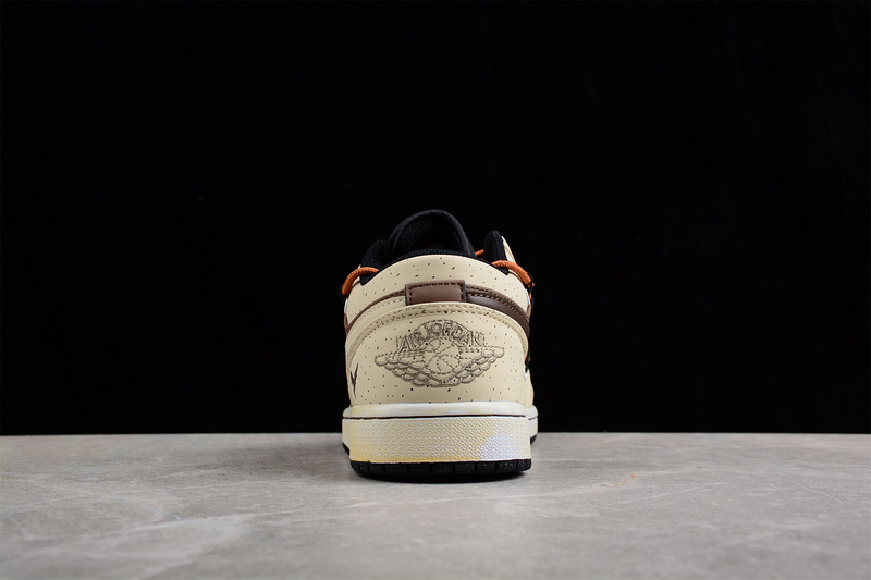 Air Jordan 1 Low Vibe Light Brown/Brown/White 7