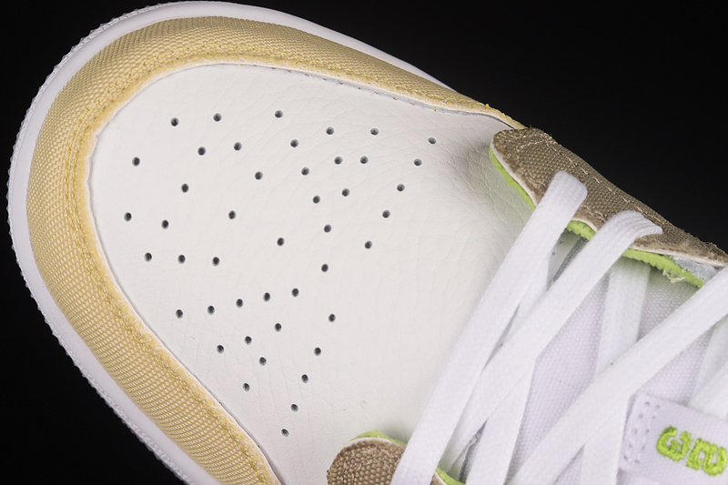 Air Jordan 1 Low Se White/White/Vivid Green 17