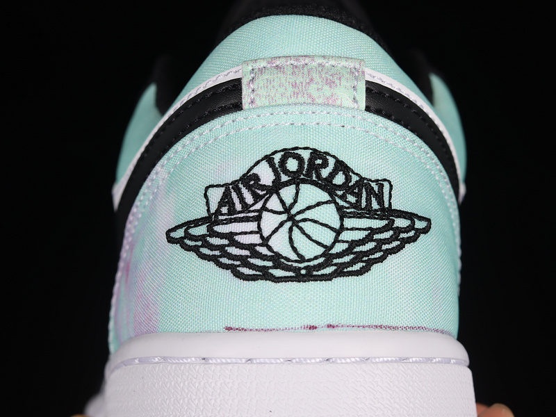 Air Jordan 1 Low Se Tie-Dye White/Mint Foam/Black 5