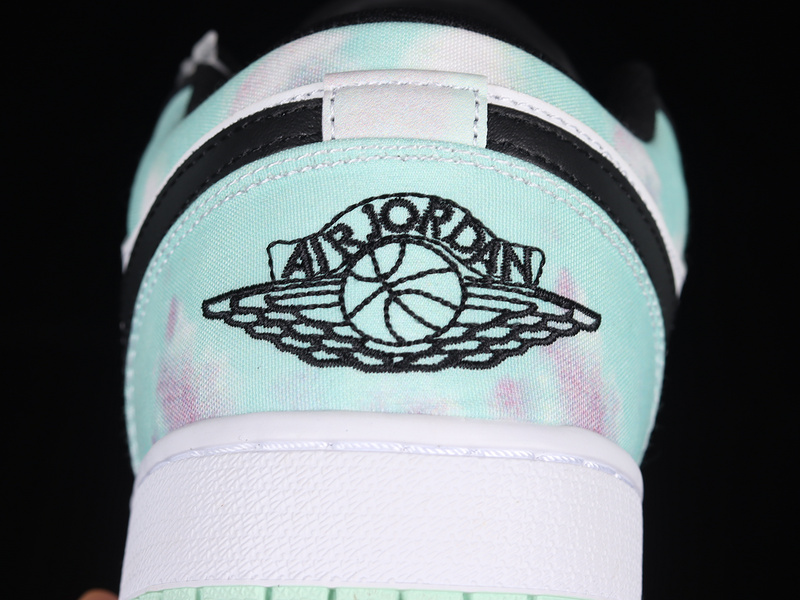 Air Jordan 1 Low Se Tie Dye White/Mint Foam/Black 7