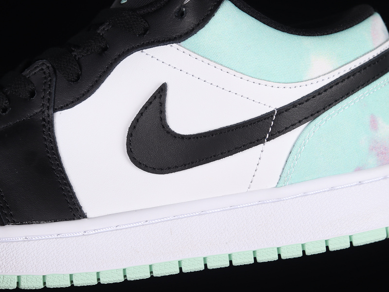 Air Jordan 1 Low Se Tie Dye White/Mint Foam/Black 27