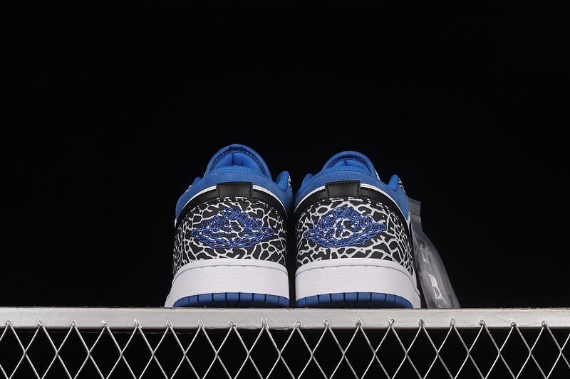 Air Jordan 1 Low Se True Blue/White/Grey/Black 3