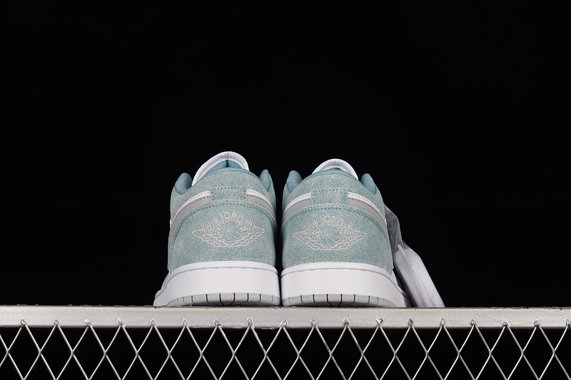 Air Jordan 1 Low New Emerald/White-Light Steel Grey 3