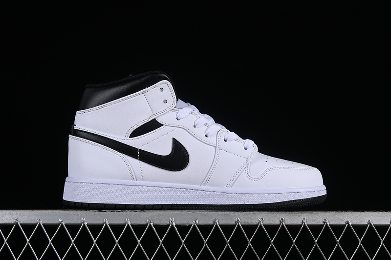 Air Jordan 1 Mid White/Black/White/Black 5