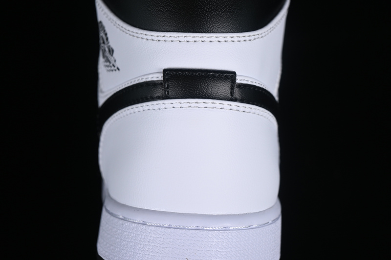 Air Jordan 1 Mid White/Black/White/Black 9