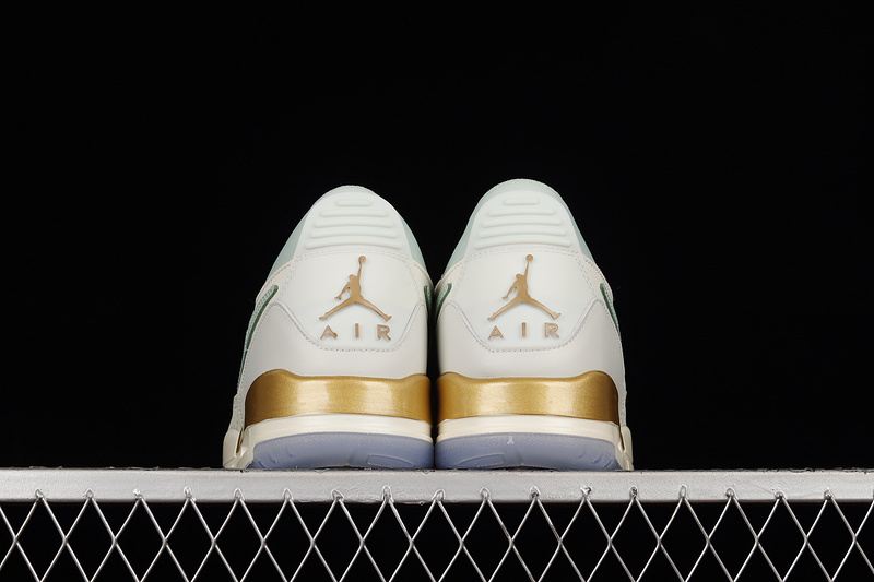 Air Jordan Legacy 312 Sail/Pistachio Frost/Sail 3