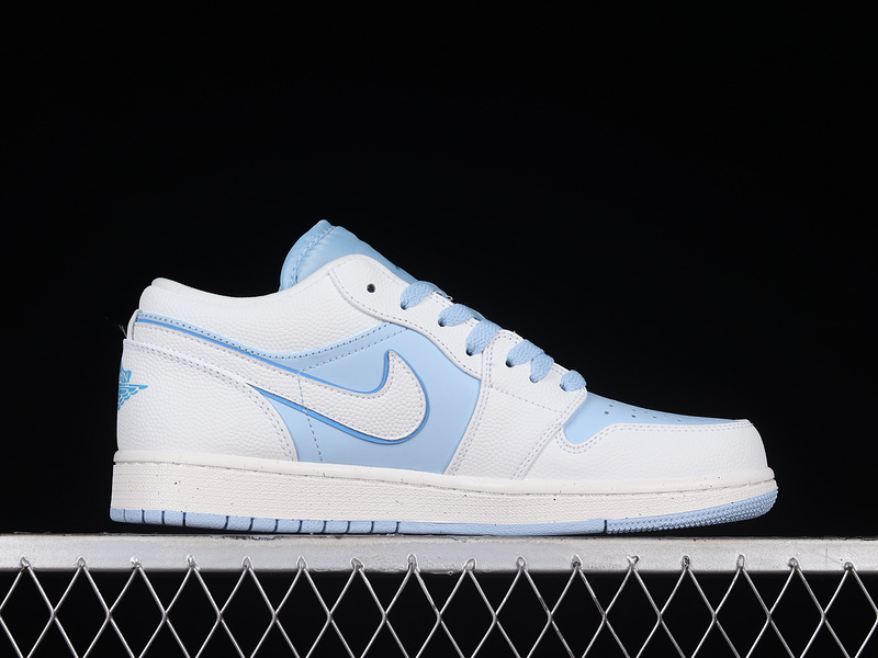 Air Jordan 1 Low Se Reverse Sail/Dark Powder Blue/Ice Blue 3