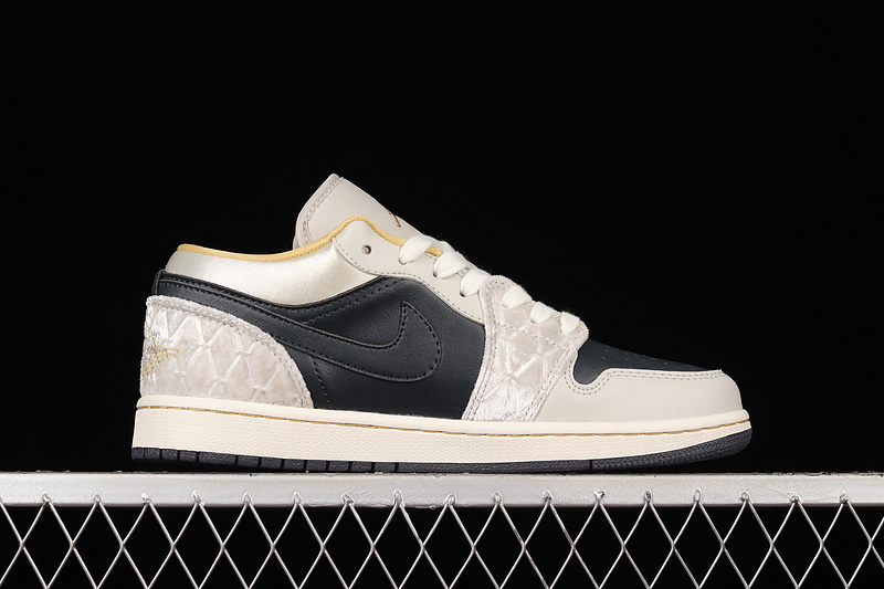 Air Jordan 1 Low Se Beaded Swoosh Anthracite/Light Bone/Sail/Wolf Grey/Gold Dust 11