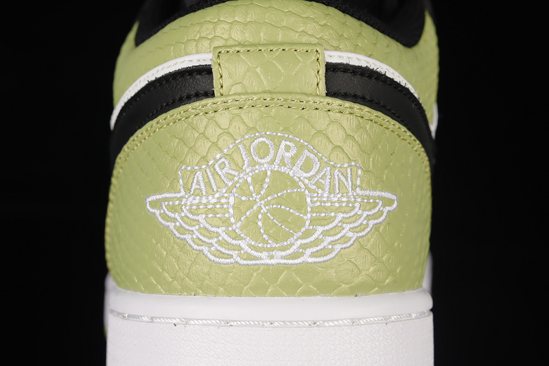 Air Jordan 1 Low Vivid Green/Vivid Green/Black/White 7