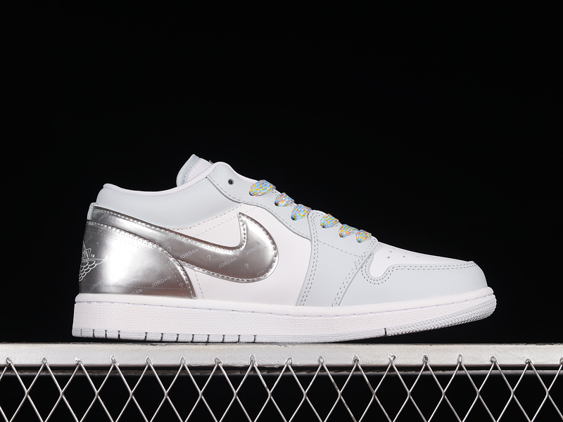 Air Jordan 1 Low Se Tear-Away White/Wolf Grey/Silver 9