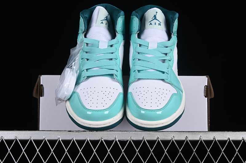 Air Jordan 1 Mid Bleached Turquoise/Barely Green/Sail/Sky Teal 3