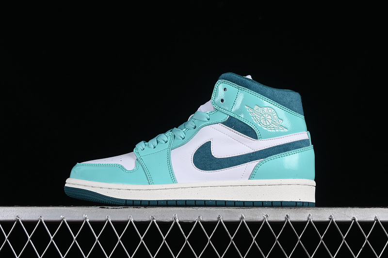 Air Jordan 1 Mid Bleached Turquoise/Barely Green/Sail/Sky Teal 17