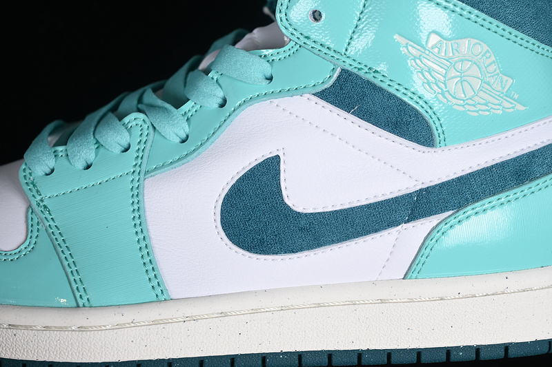 Air Jordan 1 Mid Bleached Turquoise/Barely Green/Sail/Sky Teal 19