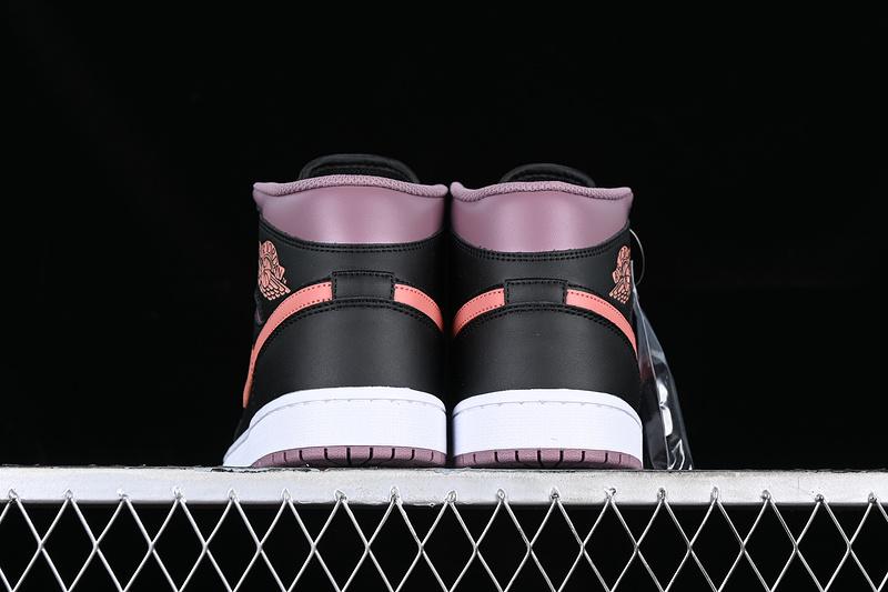 Air Jordan 1 Mid Se Black/Sky J Orange/Sky J Mauve/White 19