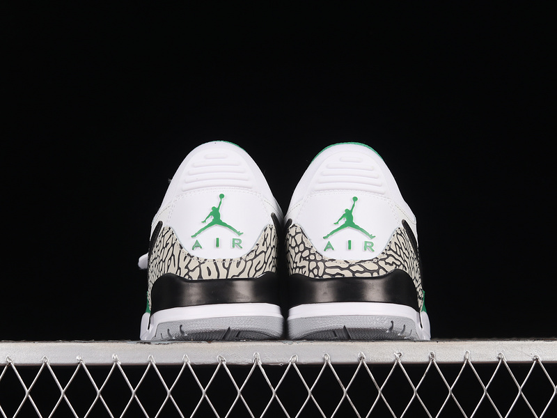 Air Jordan Legacy 312 White/Black/Pine Green 7