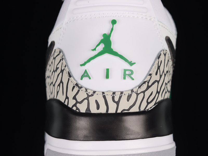 Air Jordan Legacy 312 White/Black/Pine Green 9