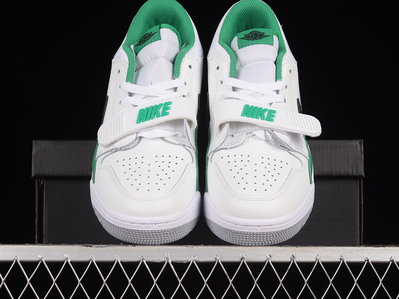 Air Jordan Legacy 312 White/Black/Pine Green 17