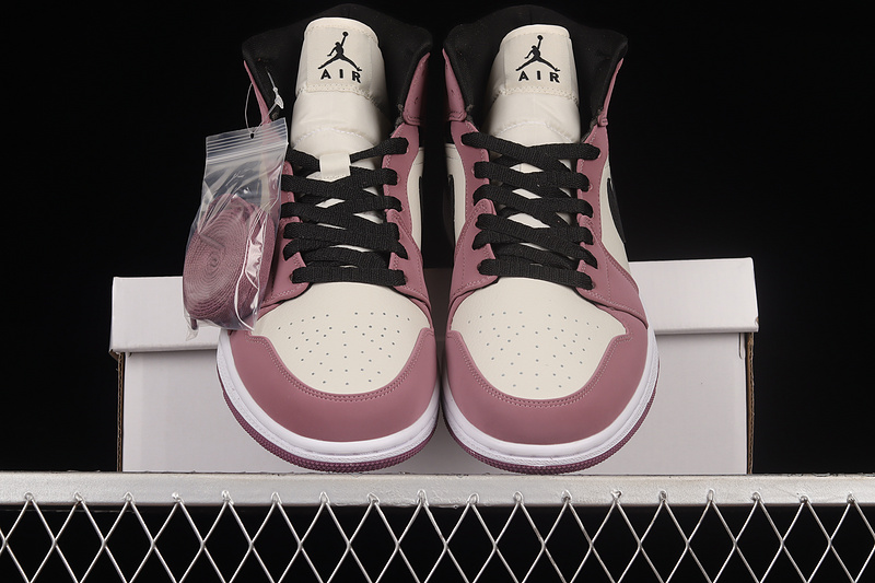 Air Jordan 1 Mid Se White/Berry Pink/Black 9