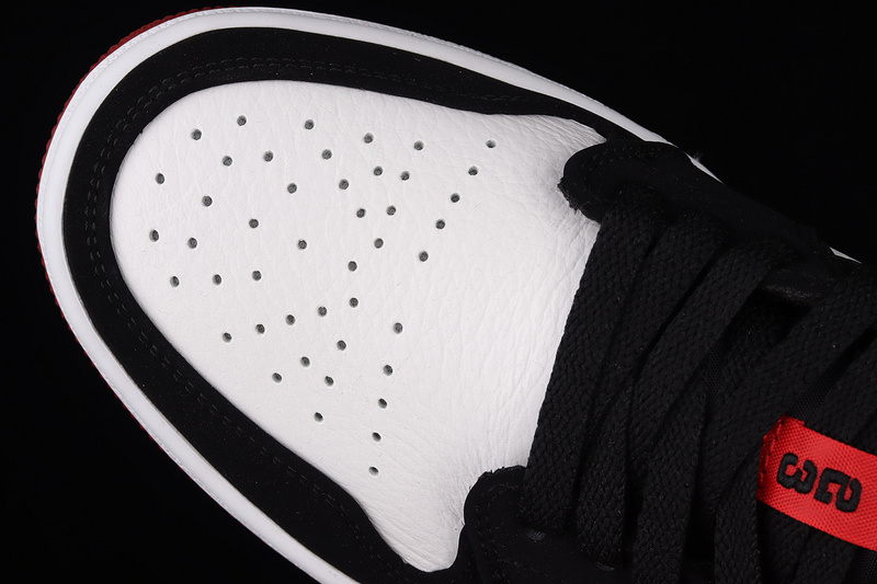 Air Jordan 1 Low Black Toe White/Black-Gym Red 23