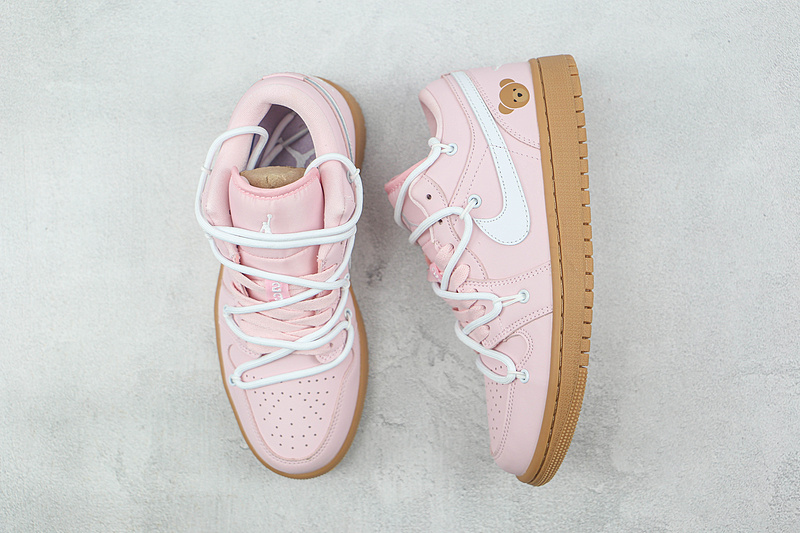 Air Jordan 1 Low White/Sakura Pink/Gum 3