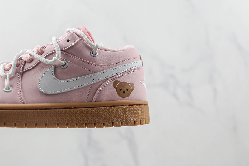 Air Jordan 1 Low White/Sakura Pink/Gum 9