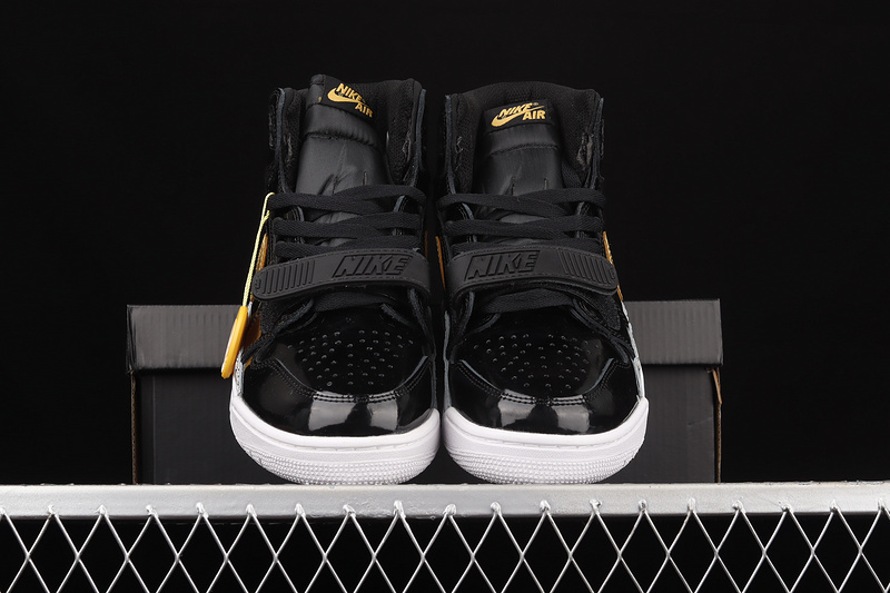 Air Jordan Legacy 312 Black/Black/Gold 5