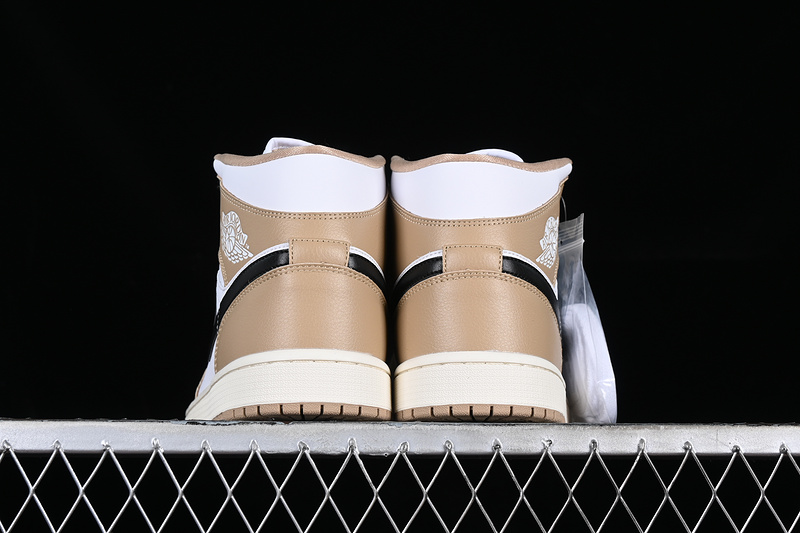 Wmns Air Jordan 1 Mid Desert Sail/Black/Desert 17