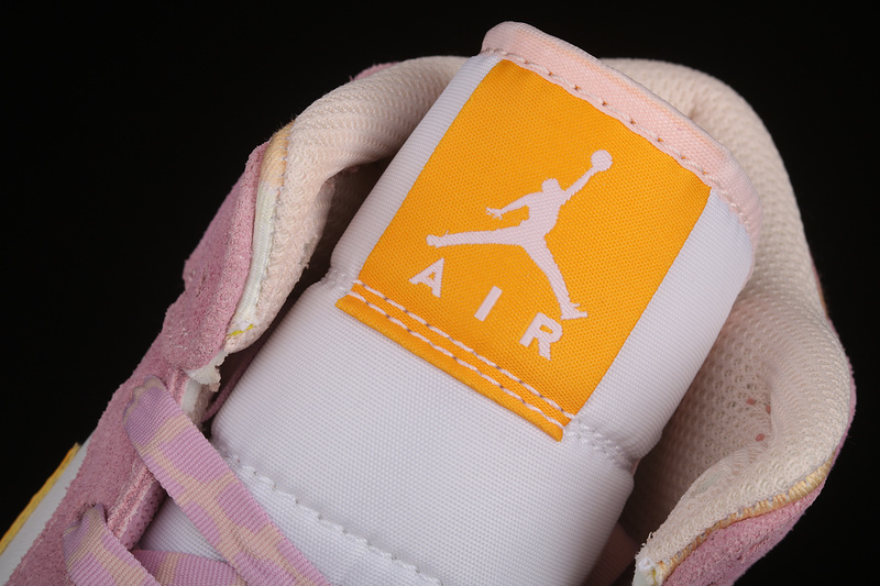 Air Jordan 1 Mid Se Gs Light Arctic Pink/University Gold/White 3