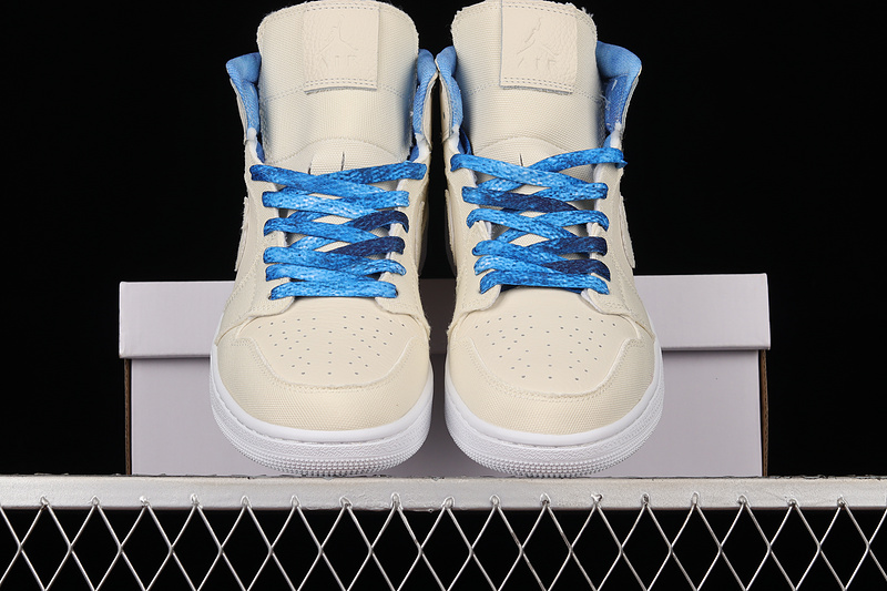 Air Jordan 1 Mid Se Sanddrift Summit White/Midnight Navy 19