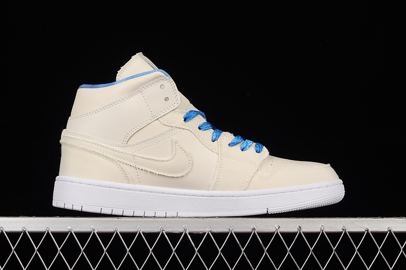 Air Jordan 1 Mid Se Sanddrift Summit White/Midnight Navy 21