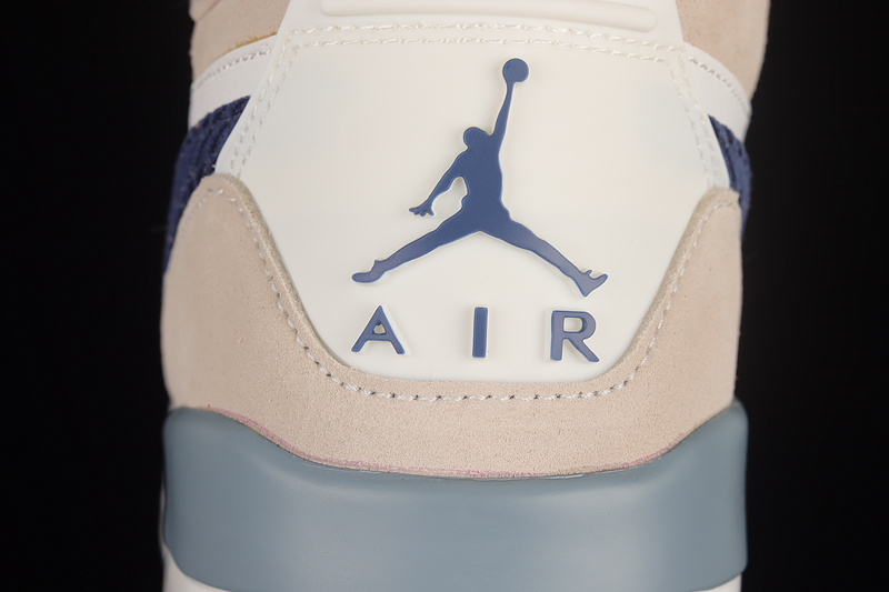 Air Jordan Legacy Summit White/Navy/White 13