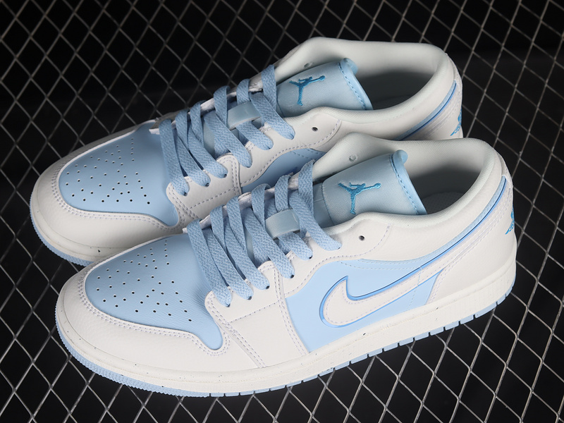 Air Jordan 1 Low Se Sail/Dark Powder Blue/Ice Blue 29