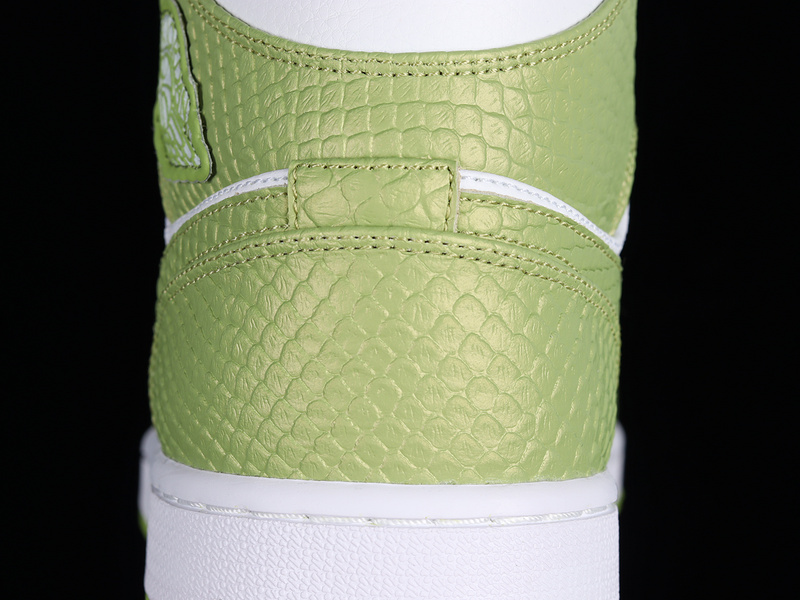 Air Jordan 1 Mid Green Python White/White/Vivid Green 9