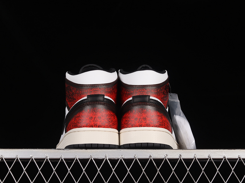 Air Jordan 1 Mid Se Wear-Away Black/White/Sail/Infrared 23 23