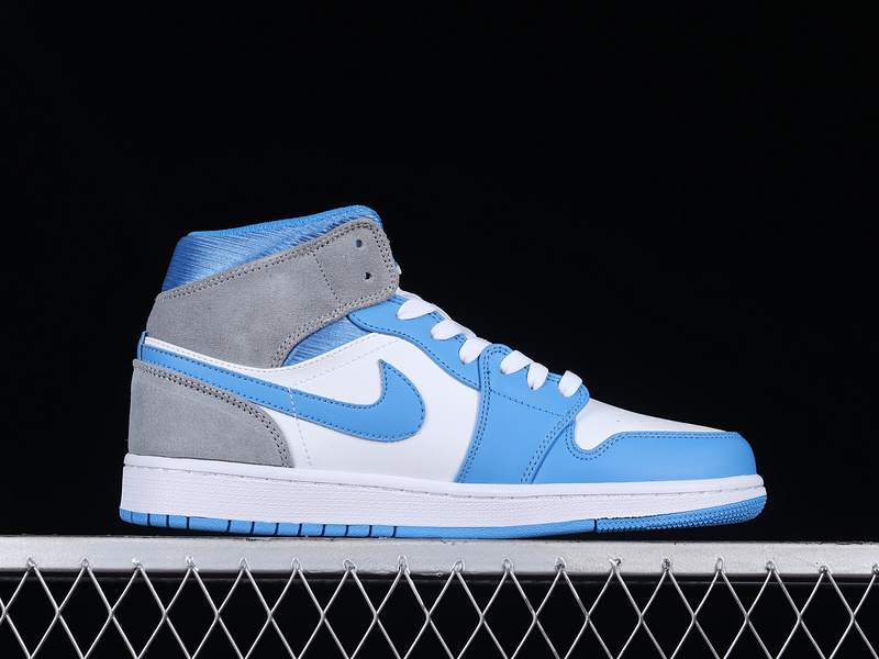 Air Jordan 1 Mid Se White/Wolf Grey/University Blue 21