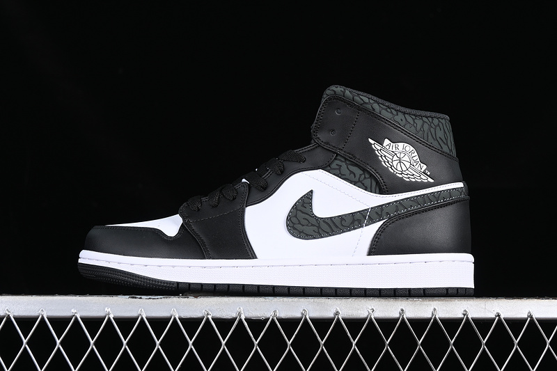 Air Jordan 1 Mid White/Black 19