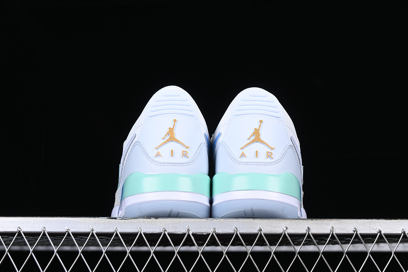 Air Jordan Legacy Aj312 Low White/Blue/Grey 11