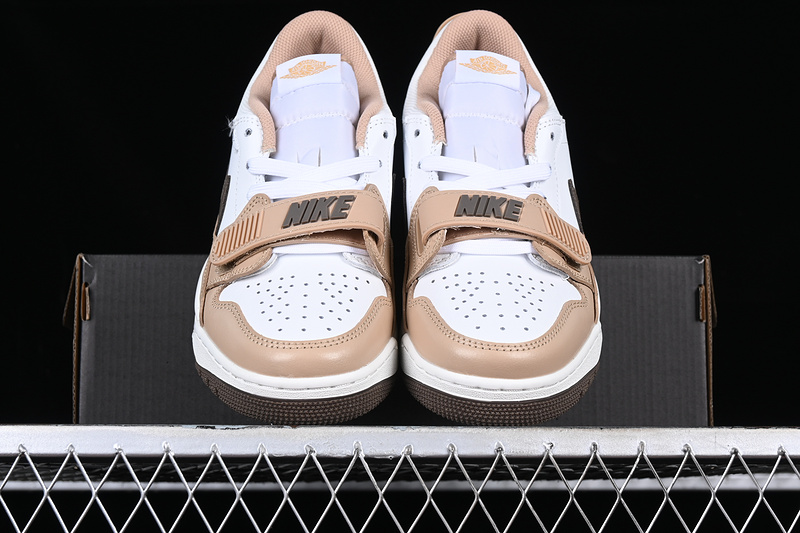 Air Jordan Legacy Aj312 Low White/Rgey/Brown 19