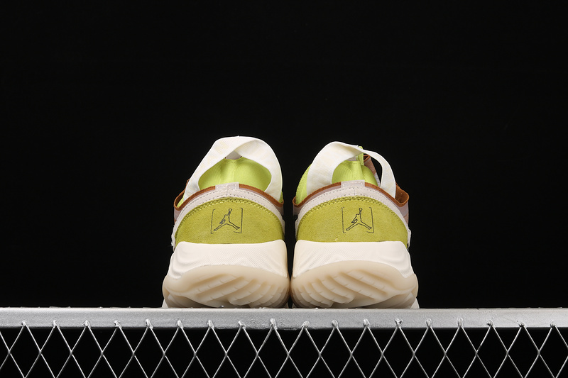 Air Jordan Delta Sp White/Khaki/Green 21