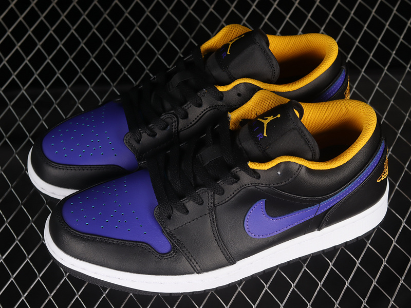 Air Jordan 1 Low Black/Dark Concord/Taxi 3