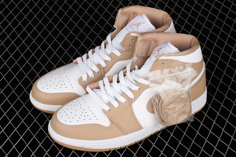 Air Jordan 1 Mid Tan/White/Gum 27