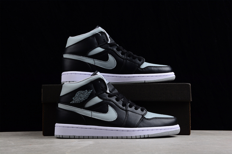 Air Jordan 1 Mid Black/Black/Grey 33