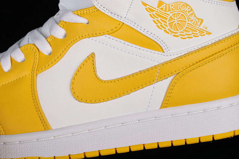 Air Jordan 1 Mid Pollen White/University Gold/White 23