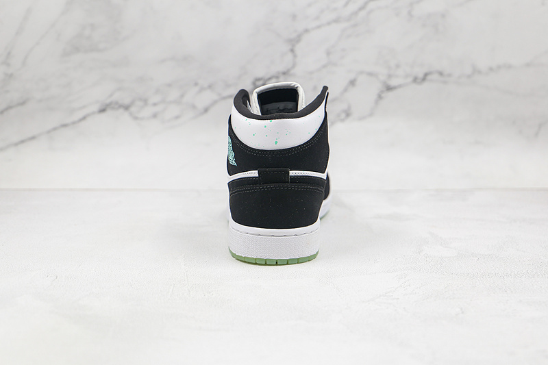 Air Jordan 1 Mid Se Gs Glow In The Dark Panda White/Black-Teal Tint 3