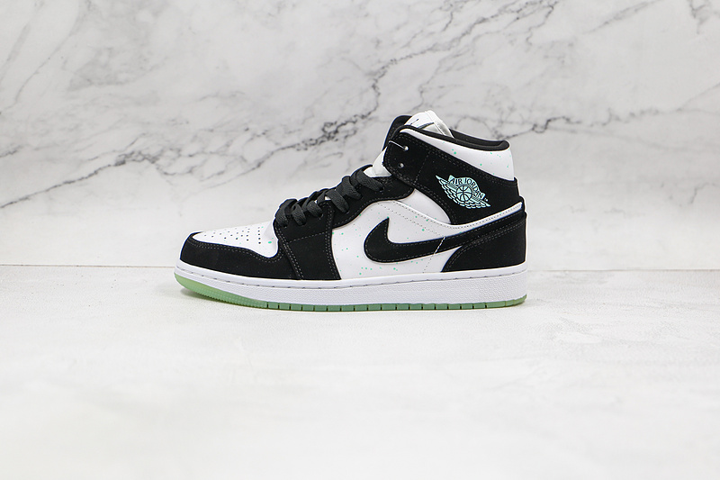 Air Jordan 1 Mid Se Gs Glow In The Dark Panda White/Black-Teal Tint 25