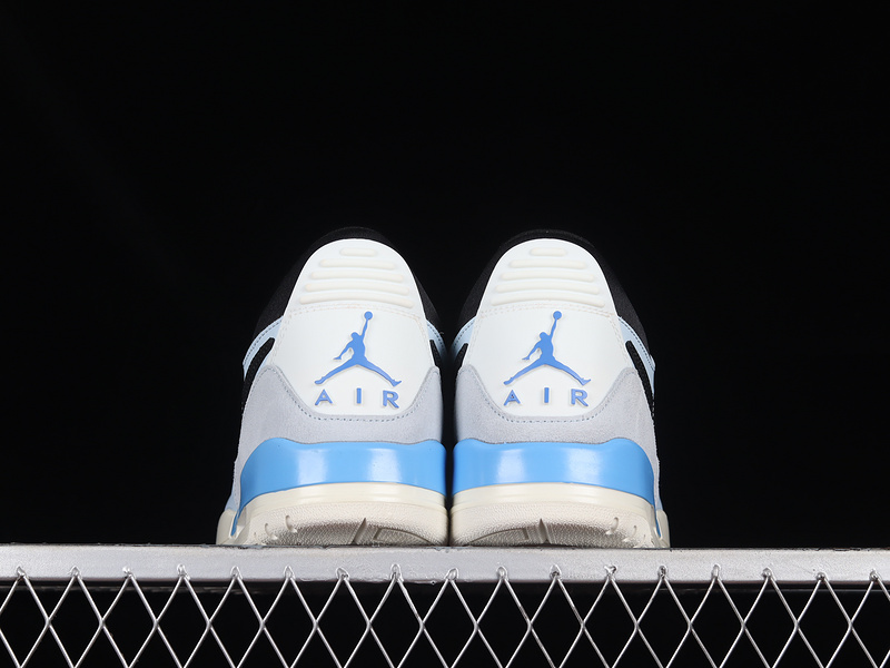 Air Jordan Legacy 312 Low Pale Blue/Black/Sail/University Blue 19