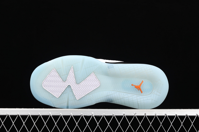 Jordan Mars 270 Low White/Black/Orange Aqua 11