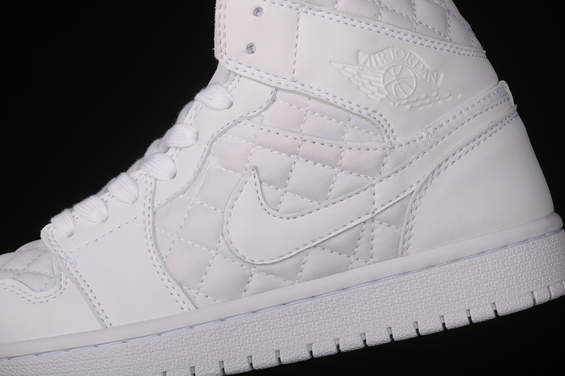 Air Jordan 1 Mid Se White Quilted White/White/Black 21