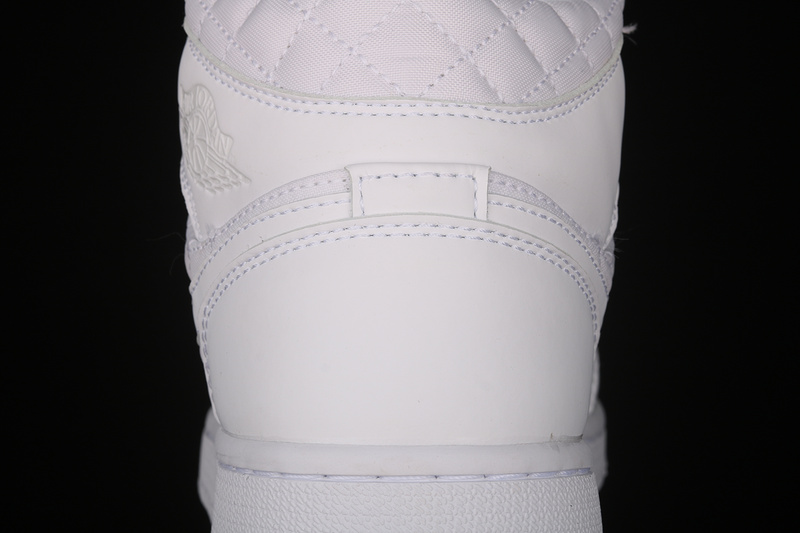 Air Jordan 1 Mid Se White Quilted White/White/Black 23