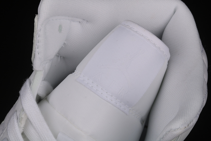 Air Jordan 1 Mid Se White Quilted White/White/Black 25